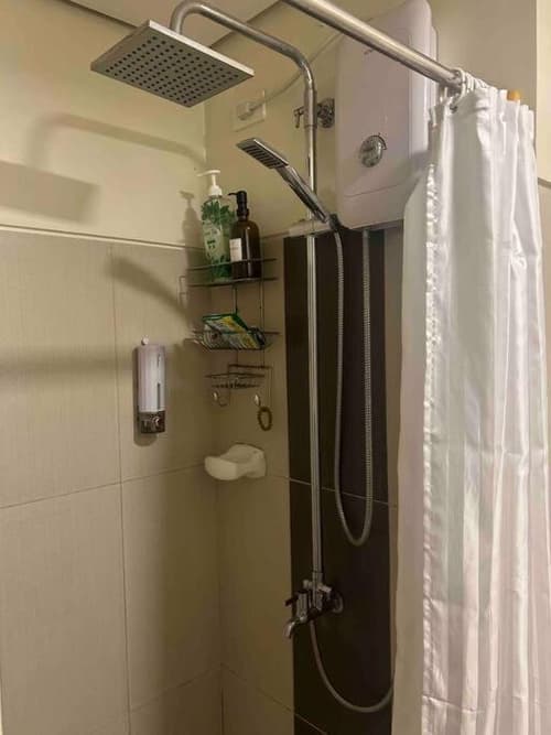 Condo with Bayview in Manila (along Roxas Boulevard), 