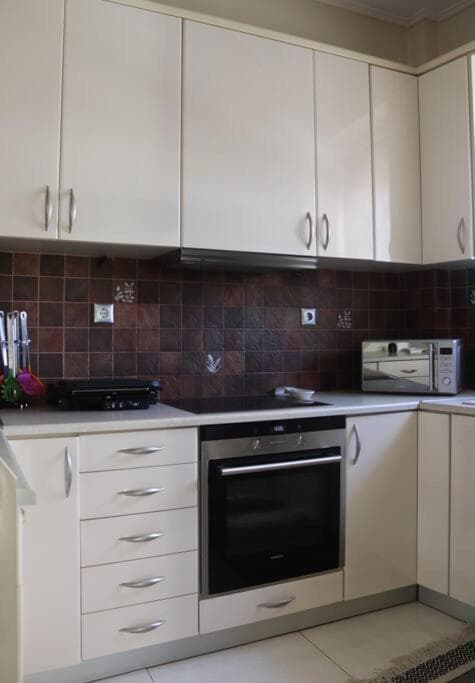 Άνετο και Βολικό διαμέρισμα, 