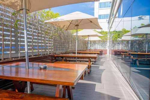 Premier Inn Abu Dhabi Airport Business Park, 