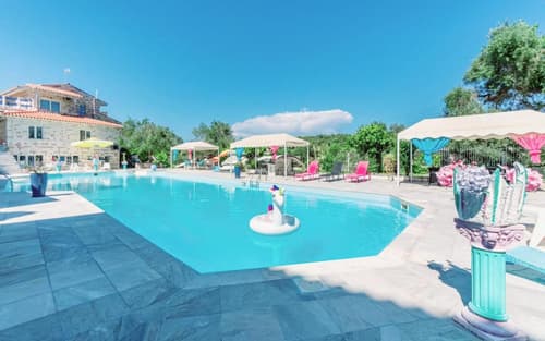 Paco's Resort Holiday Flats