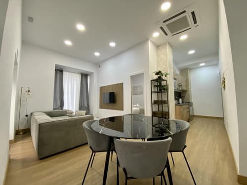 Pinzon Studios & Penthouse, 