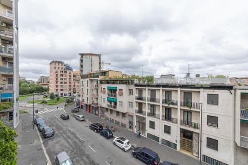 CHEZROMYK 2 the Kosher B&B