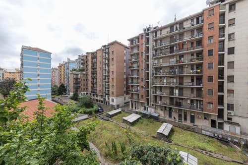 CHEZROMYK 2 the Kosher B&B