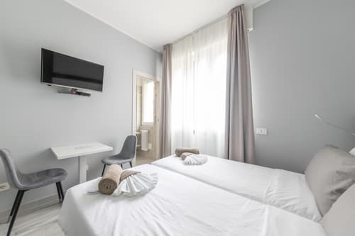 CHEZROMYK 2 the Kosher B&B