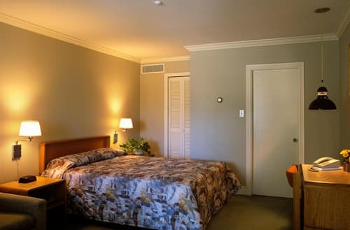 Auberge De La Baie