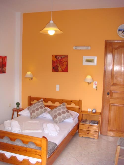 Boussetil Rooms CapAnMat
