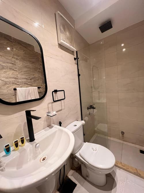 Pyramids Legend View Hotel, 