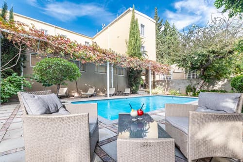 Queen's Hotel by BON Hotels, 