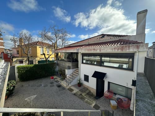 Bonvalot Guest House, 