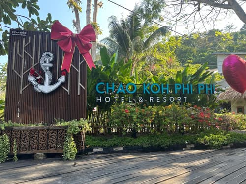 โรงแรมชาวเกาะพีพี Chaokoh Phi Phi Island