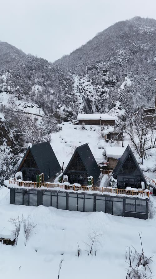 AĞARAN WOODEN HOUSEs, 