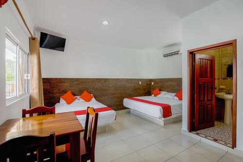 OYO Hotel Palma Real, 