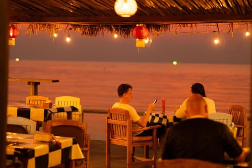 Lipa Lodge Beach Resort