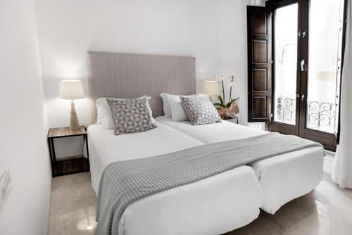 Suites Campo del Príncipe by Maxi Hoteles