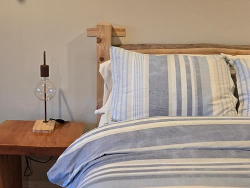 Madeira Park Oceanview Suites, 