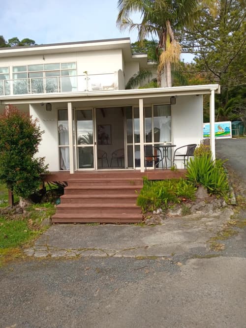 Haruru Falls Retreat