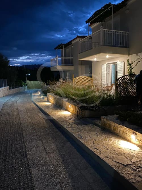 8 Homes