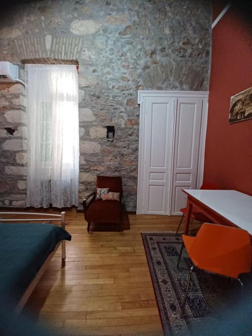 The monumental house