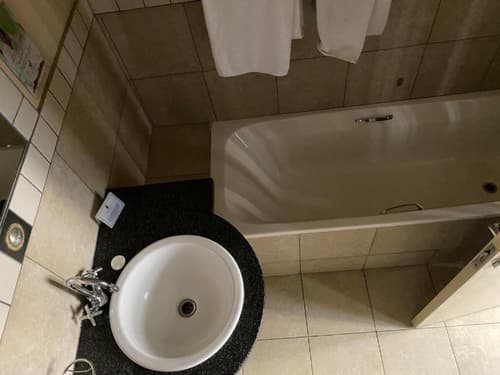 Native Suites 411