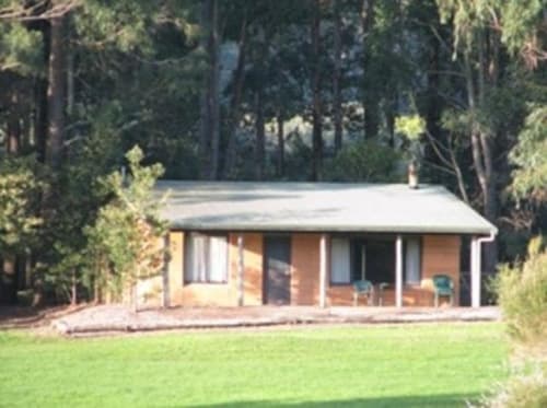 Pemberton Lake View Chalets