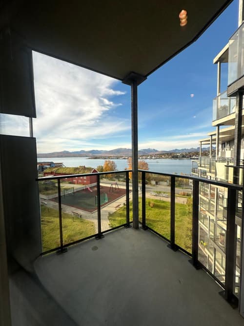 Perfect for Couples or Solo Travelers, just 10 min from Tromsø city