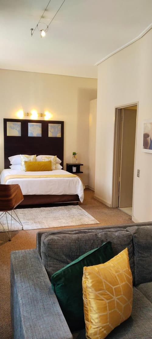 Mapungubwe Pop Champagne hotel apartments