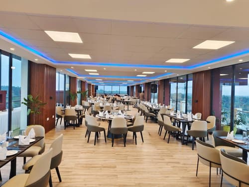 Glam Hotel Nairobi - Near Westgate Mall, Westlands, 