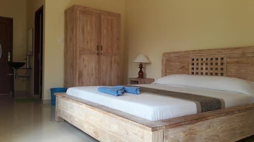 Three Ayu Family House, 