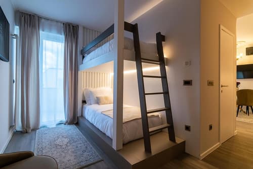 Resort Beatrice - Luxury Apartments - Pool & Sauna & Parking