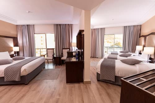 Petra Moon Hotel