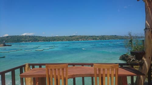 Dini D'Nusa Lembongan, 