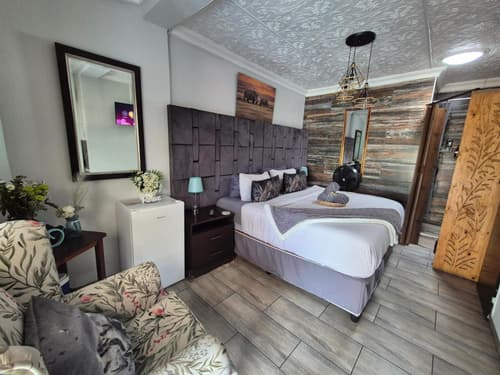 Bosveld In Die Stad Lodge