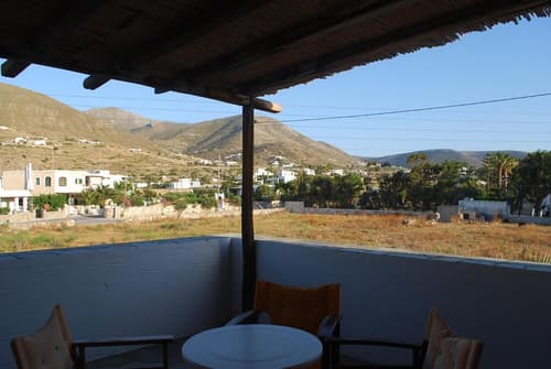 Siroco's Rooms And Studios
