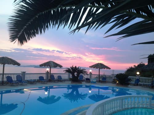 Tereza's Sunset Hotel, 