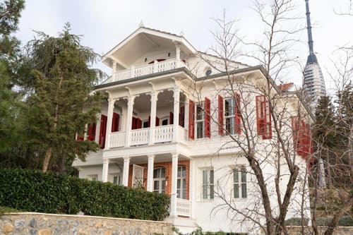 Arbor Hotel - Signature Collection