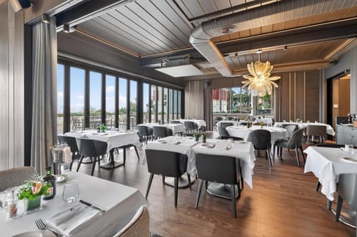 Arbor Hotel - Signature Collection