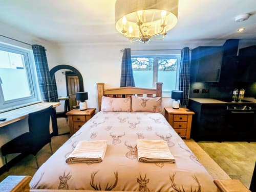 Whitehouse B&B