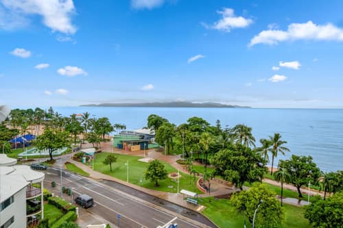 Aquarius on the Beach - Ocean Views Apartment 604