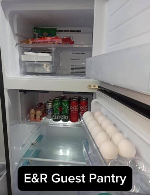 E & R Staycation Condotel near Mall of Asia