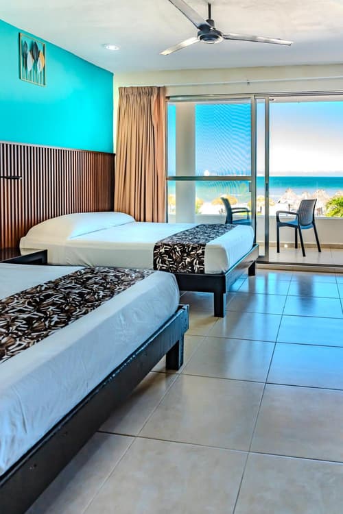 Hotel & Suites Domani