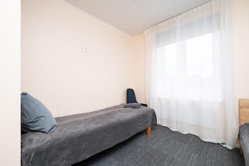 Apartment 8 - Bright 2BR Apartment, Near Centre, Airport Access