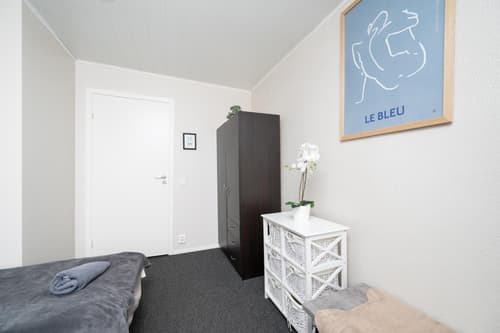 Apartment 8 - Bright 2BR Apartment, Near Centre, Airport Access
