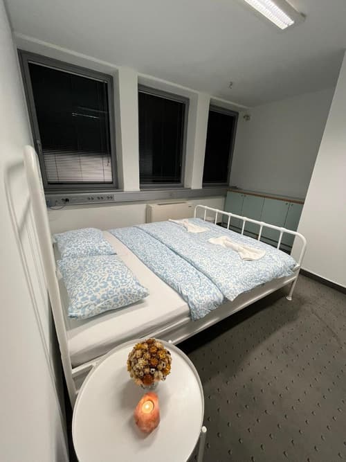 RD6 simple rooms and apartments