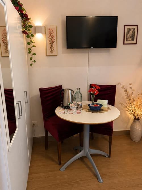 La Petite Maison
