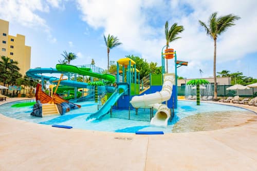 Holiday Inn Club Vacations The Royal Sands All Inclusive