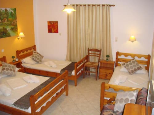 Boussetil Rooms CapAnMat