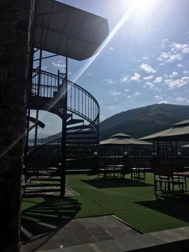 Nairi Hotel
