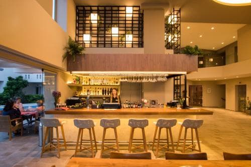 Parasol Luxury Hotel & Suites