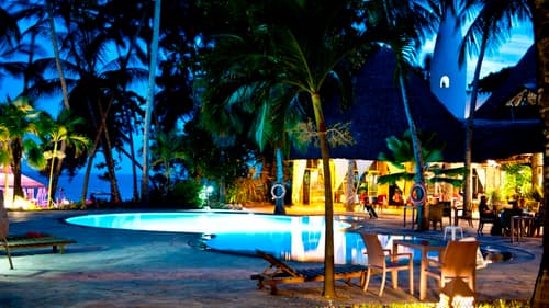 Severin Sea Lodge & 1 Night Tsavo Safari