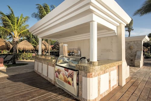 Iberostar Waves Quetzal